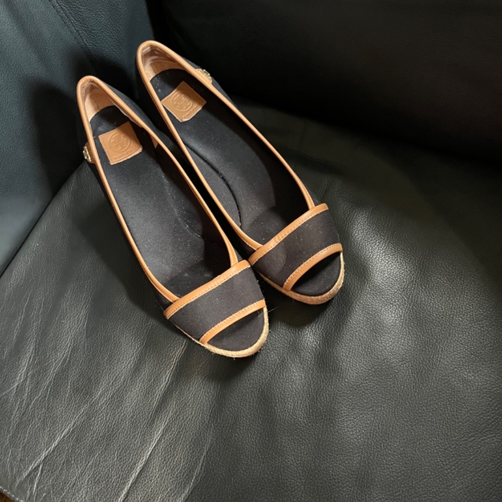 Tory Burch wedges - Picture 3 of 7